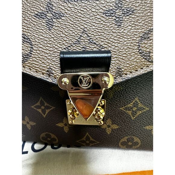 Louis Vuitton Pochette Metis Reverse Monogram - Picture 5 of 15